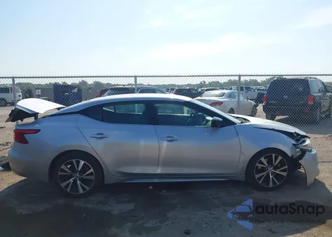 2017 Nissan Maxima 3.5 S z USA, uszkodzony, nr VIN 1N4AA6AP9HC448284